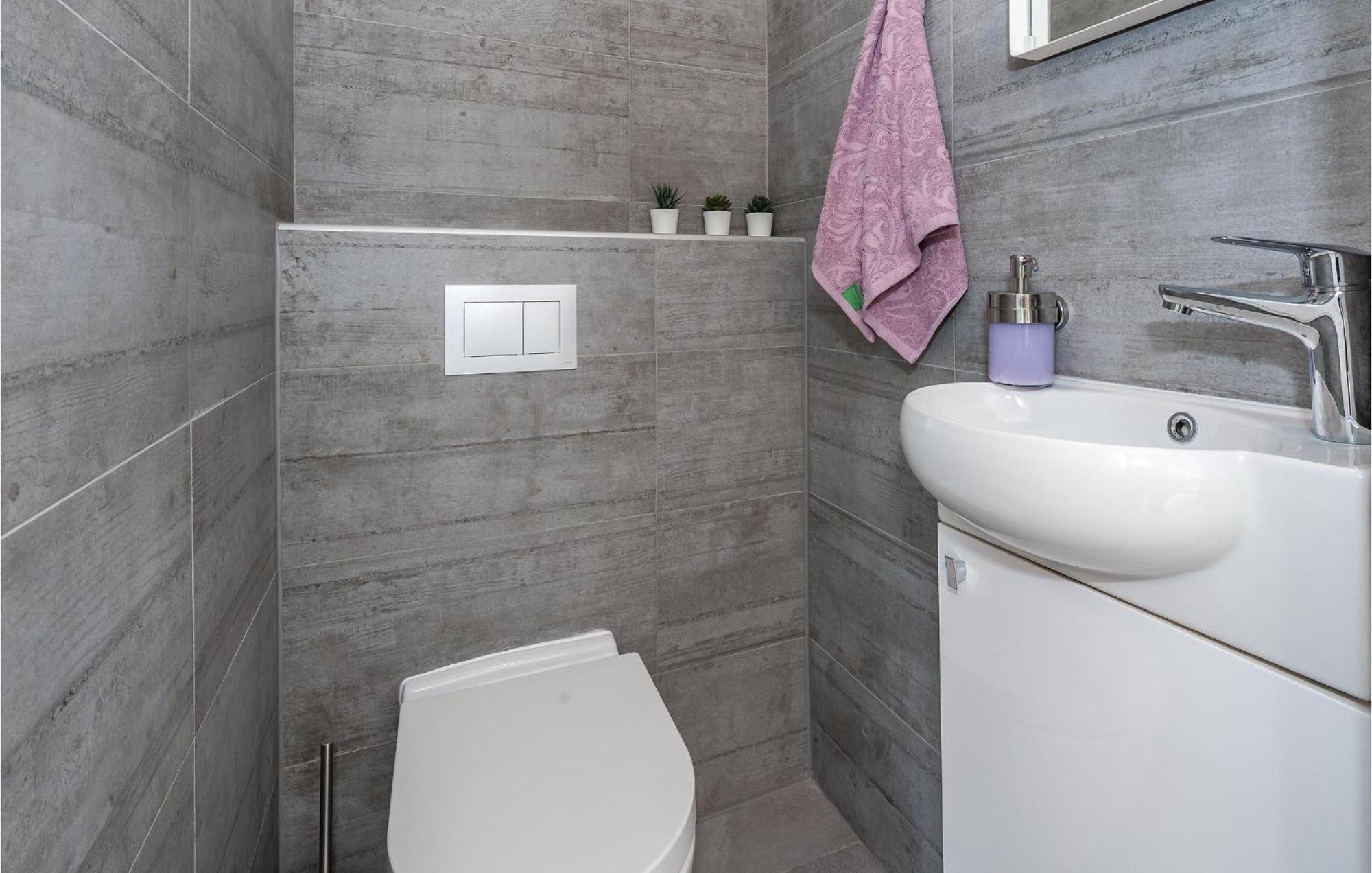 Lovely Home In Betina With Wifi Esterno foto